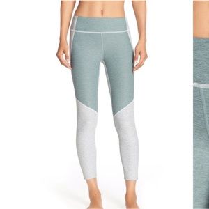 Outdoor Voices Mid-Rise Techsweat Leggings